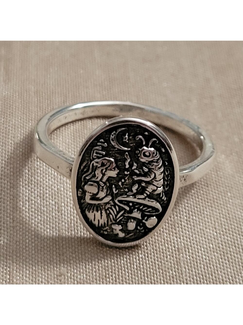 size 8 Alice in Wonderland with caterpillar ring